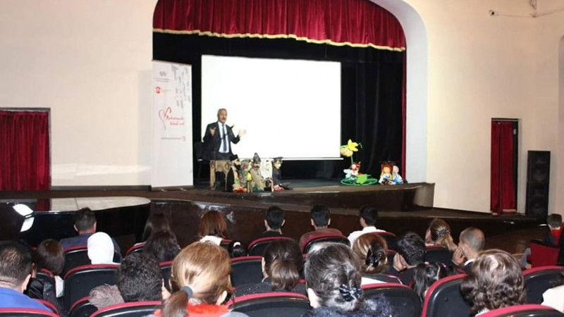 Kukla Teatrının direktoru “Danışan kuklalar”dan bəhs edib