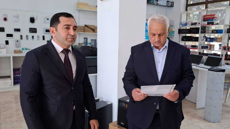 Sahibkarlar obyektlərinin çıxarışlarını alıblar