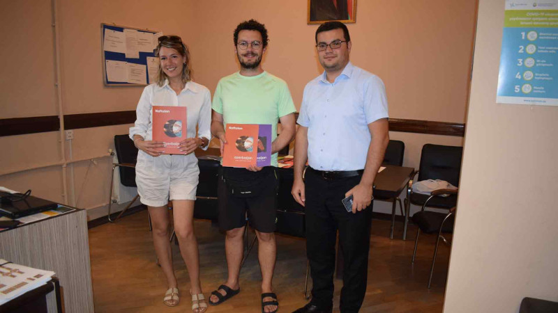 Serbiyalı turistlər şəhərimiz barədə məlumat alıblar