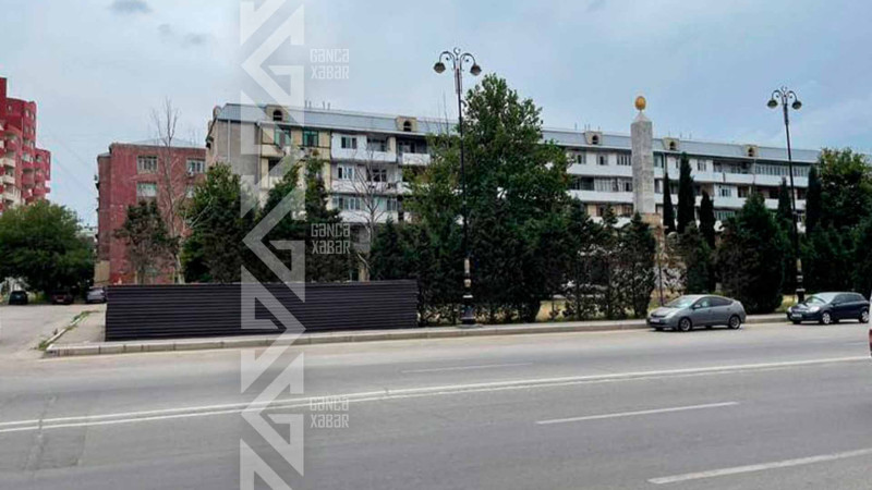 Sakinlər parkın hasara alınması ilə bağlı narazılıq bildirirlər