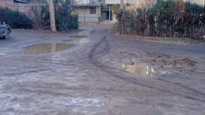 Sakinlərin yol problemi barədə icra hakimiyyəti açıqlama verib