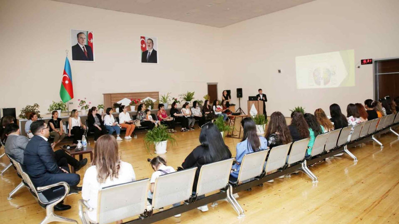 Gəncədə  Valideyn klubu layihəsinin növbəti görüşü təşkil olunub