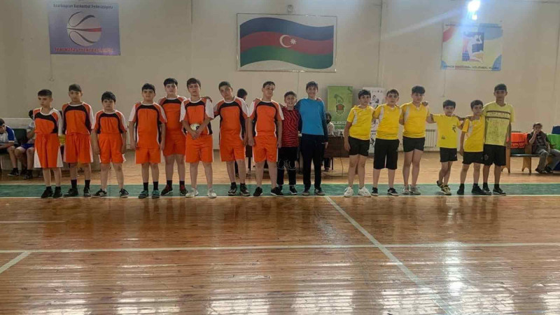 Həndbol üzrə 12-14 yaş oğlanlar arasında birincilik olub