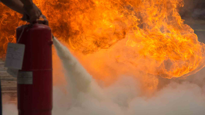 Mənzillərin birində yanğın baş verib