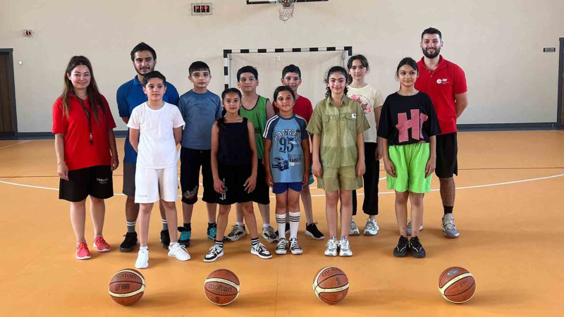 Basketbol Federasiyasının mütəxəssisləri seçimlər keçirirlər