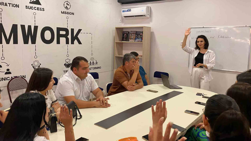 Gənc müəllimlərlə görüş təşkil olunub