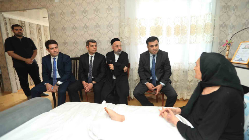Milli Qəhrəman Natiq Qasımovun anası ziyarət olunub