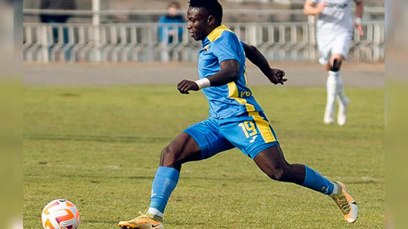 “Kəpəz”dən qovulan futbolçu yenidən ölkəmizə dönüb