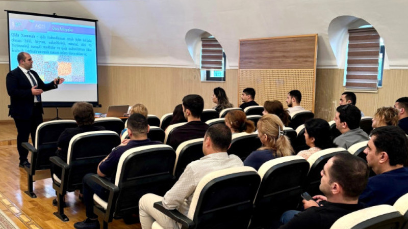 AQTİ sahibkarlara təlim keçib