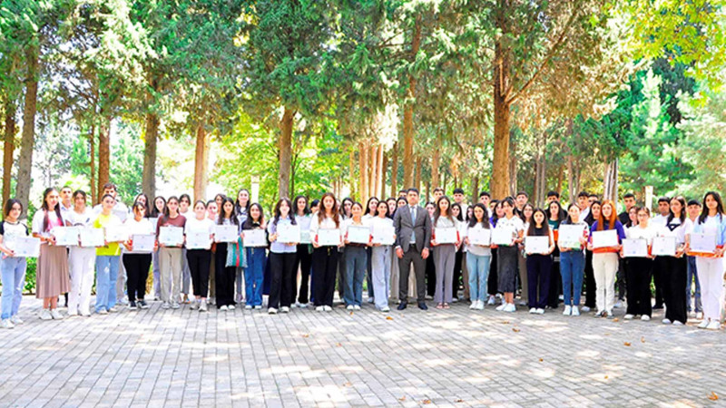 Ağstafa rayon İH yüksək bal toplayan gəncləri təltif edib