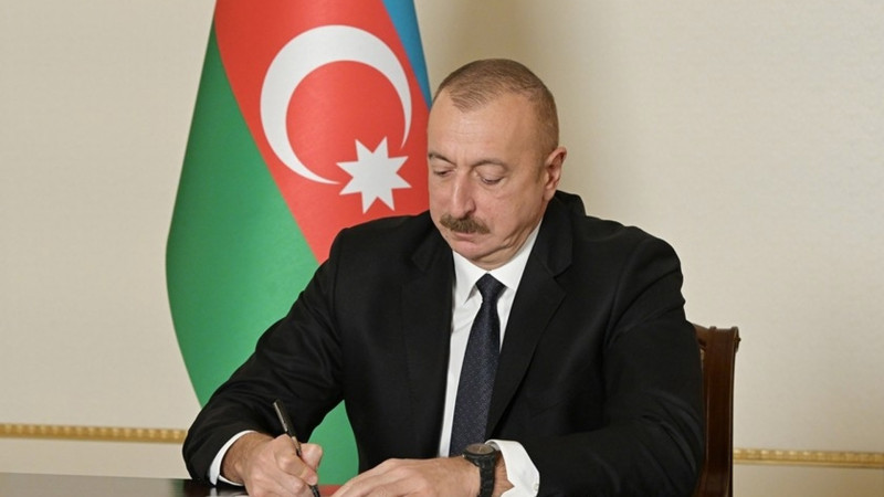 Hüquqi şəxslər hərbi texnikaları satın ala biləcəklər