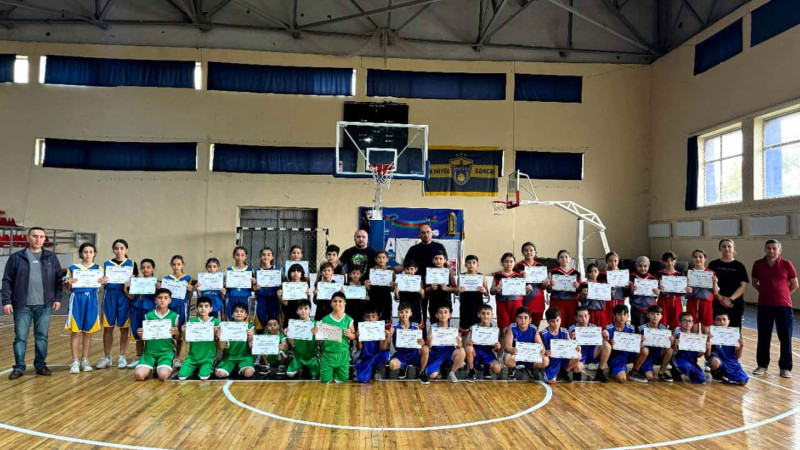 Basketbol idman növü üzrə birincilik baş tutub