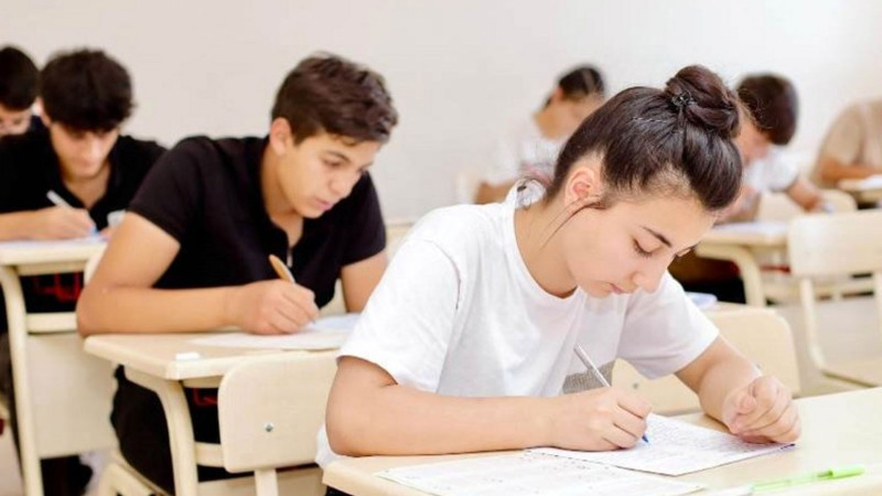 Bir neçə saatdan sonra ixtisas qrupları üzrə seçim prosesi yekunlaşır