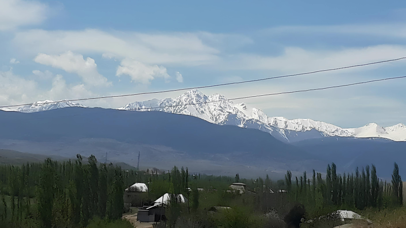 Əkin sahələri susuzluqdan quruyur