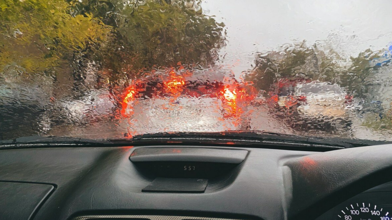 Yol polisi sürücülərə müraciət edib