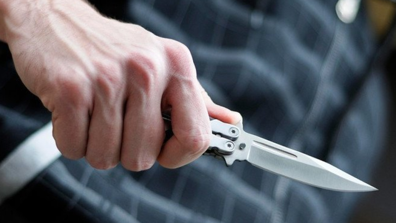 Gəncədə 44 yaşlı kişi bıçaqlanıb