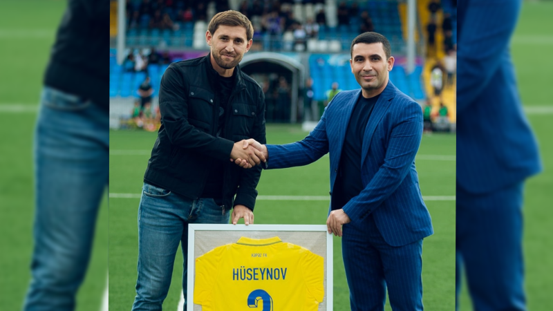 “Kəpəz” kapitanı ilə vidalaşıb