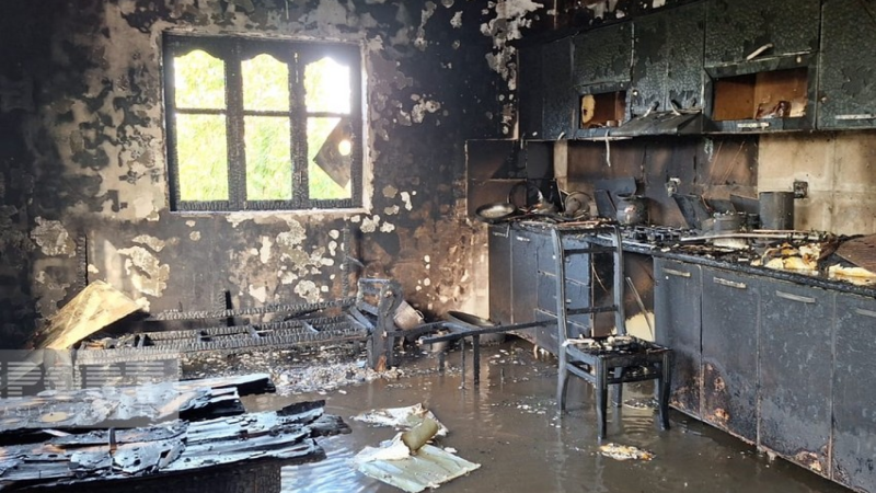 Evdə yanğın zamanı körpə dünyasını dəyişib