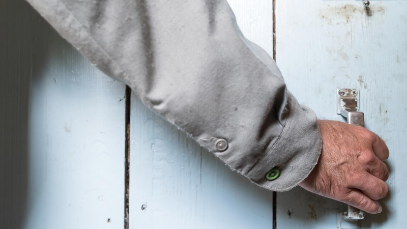 Gəncə sakini xilas edilib