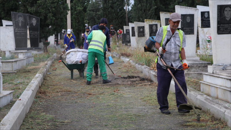 Şəhidlər Xiyabanında növbəti iməcilik keçirilib