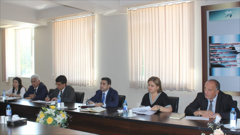 Göygöl Rayon İH-nin məsul şəxsləri sakinlərlə görüşüblər