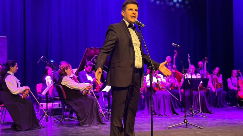 Gəncədə Mobil Əhmədovun xatirəsi yad edilib