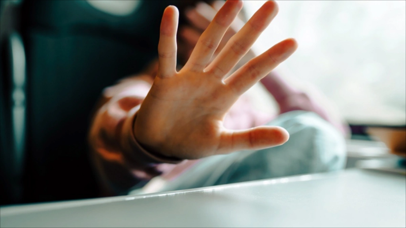 18 yaşlı qızın bıçaqlanmasının detalları: Başqası ilə yaşayırmış