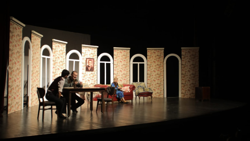 Gəncə teatrının heyəti Türkiyədə səhnəyə çıxıb