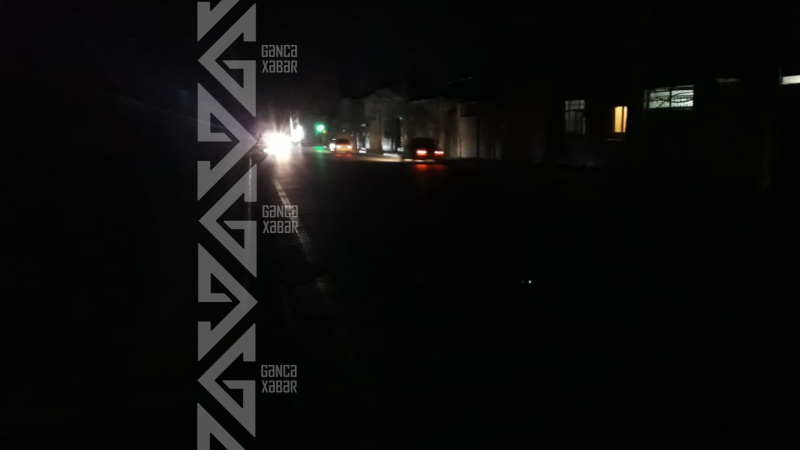 Gəncənin bəzi ərazilərində 15 saatdır işıq yoxdur