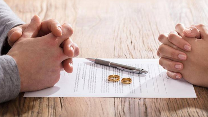 Azərbaycanda boşanmaların sayı azalıb