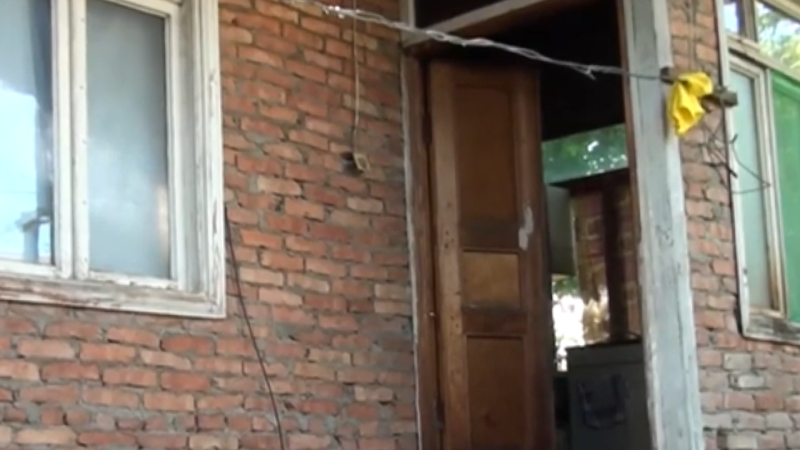 Kirayəni öldürdüyü qadının protez dişlərini sataraq ödəyibmiş...