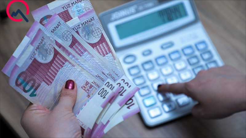 Orta aylıq maaş 997,1 manata çatıb