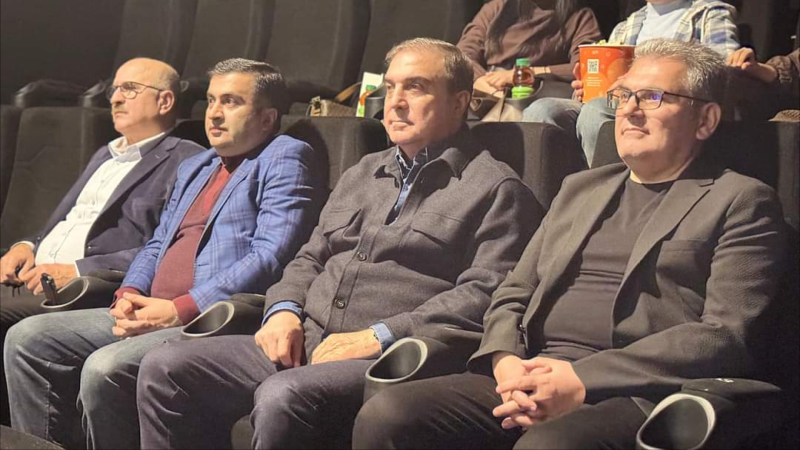 Niyazi Bayramov Tağıyev: Neft bədii filmini izləyib