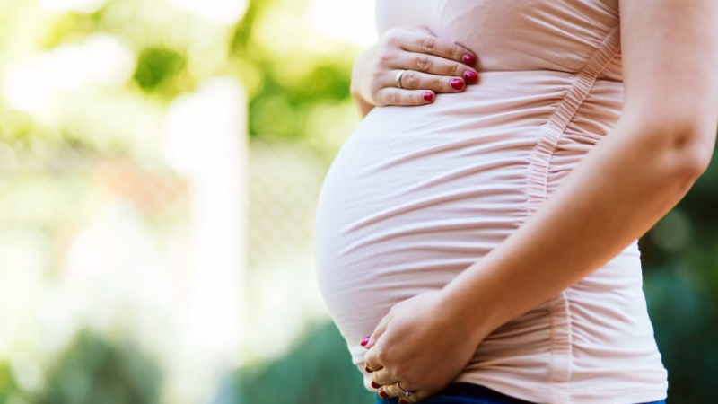 Mingəçevirdə hamilə arvadının BAŞINI KƏSMƏK istəyən KİŞİYƏ AĞIR CƏZA