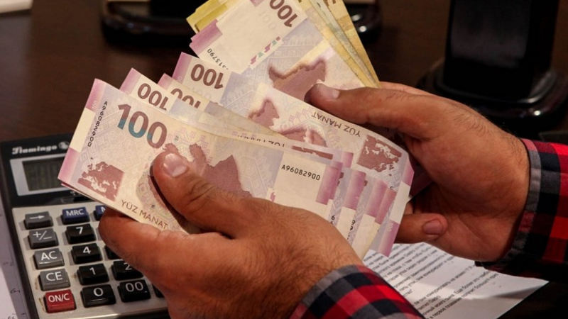 Vətəndaşları müqaviləsiz işlədən şirkət və rəhbəri 27 min manat cərimələnib