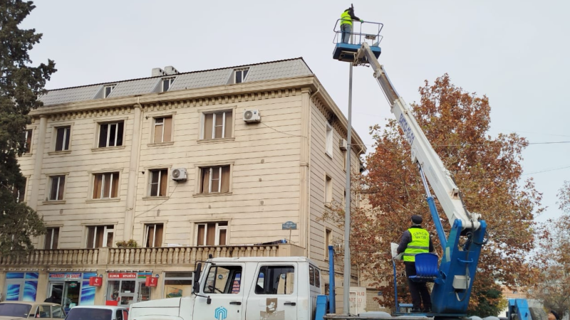 Gəncənin küçələrində LED işıqlandırma lampaları quraşdırılıb