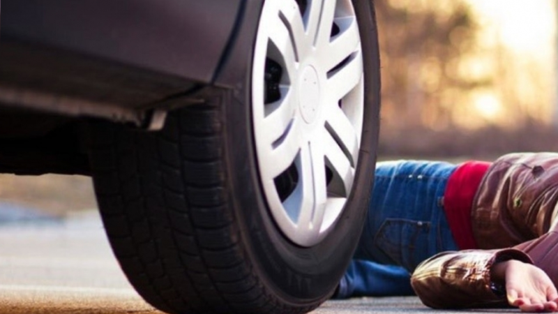 Sərxoş sürücü piyadanı avtomobillə vuraraq öldürüb