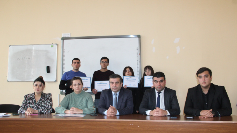 Heydər Əliyevin xatirəsinə həsr olunan bilik yarışı keçirilib - FOTO