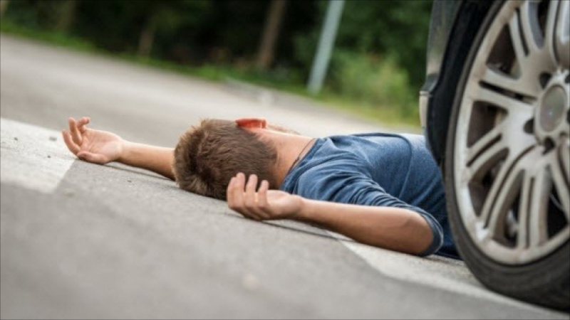 Gəncədə 25 yaşlı piyadanı maşın vurdu