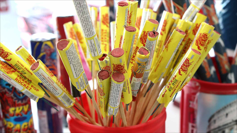 Gəncədə pirotexnika satan şəxs SAXLANILDI