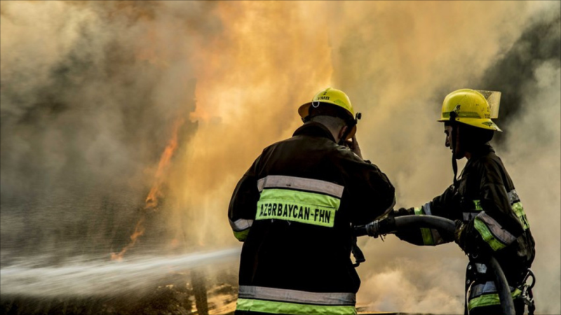 Samuxda yanğın - Xəsarət alan var - FOTO
