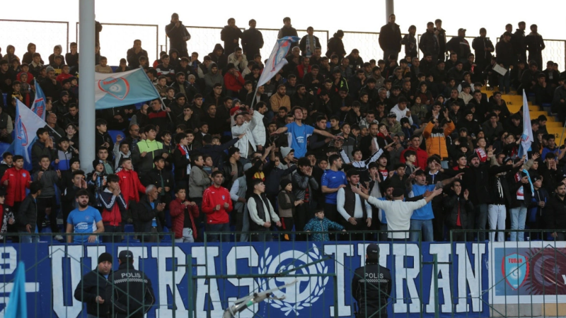 Turan Tovuz azarkeşlərinə JEST