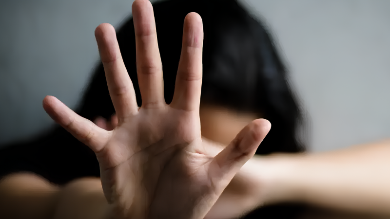 “Onunla qeyri rəsmi ər-arvad münasibətində olmuşam” - MƏHKƏMƏ