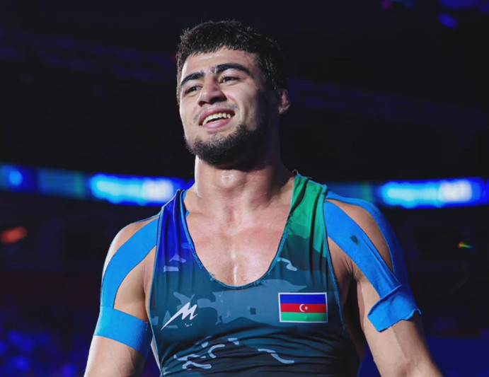 Goranboylu güləşçinin toyu oldu - VİDEO