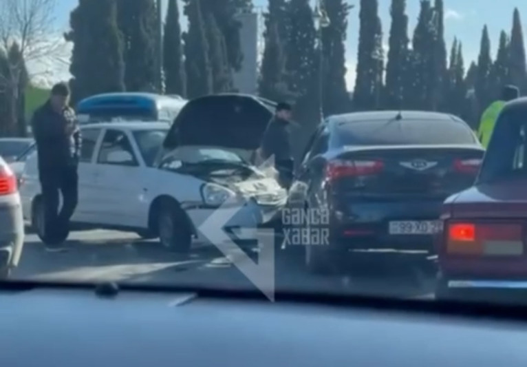 Gəncədə qəza olub - VİDEO
