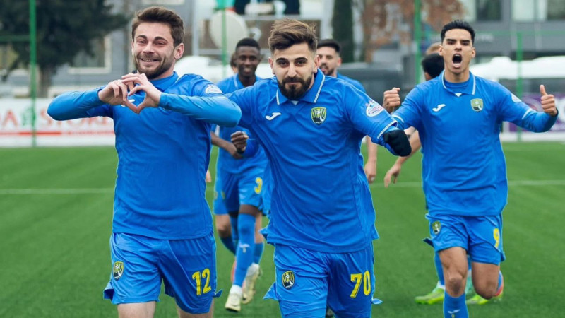 Kəpəz qərb derbisindən üzü ağ çıxdı