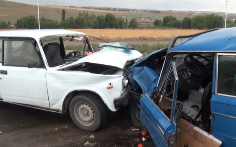 Goranboyda qəza oldu, bir nəfər yaralandı