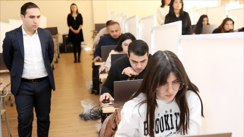 Mühasib vəzifəsinə işə qəbul üzrə imtahan keçirilib