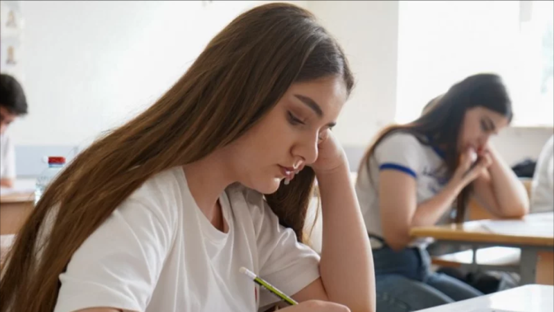 Eksternat qaydada imtahan keçiriləcək