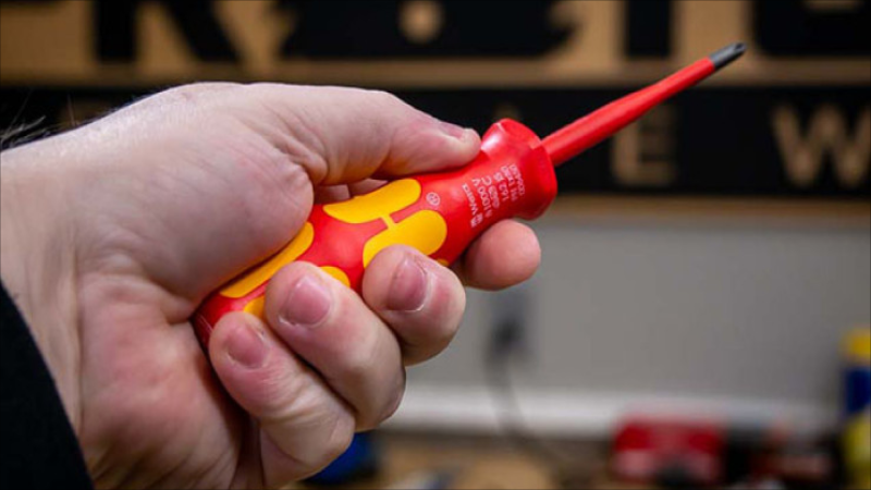 Tovuzda kişi burğacı tanışının sinəsinə SANCDI